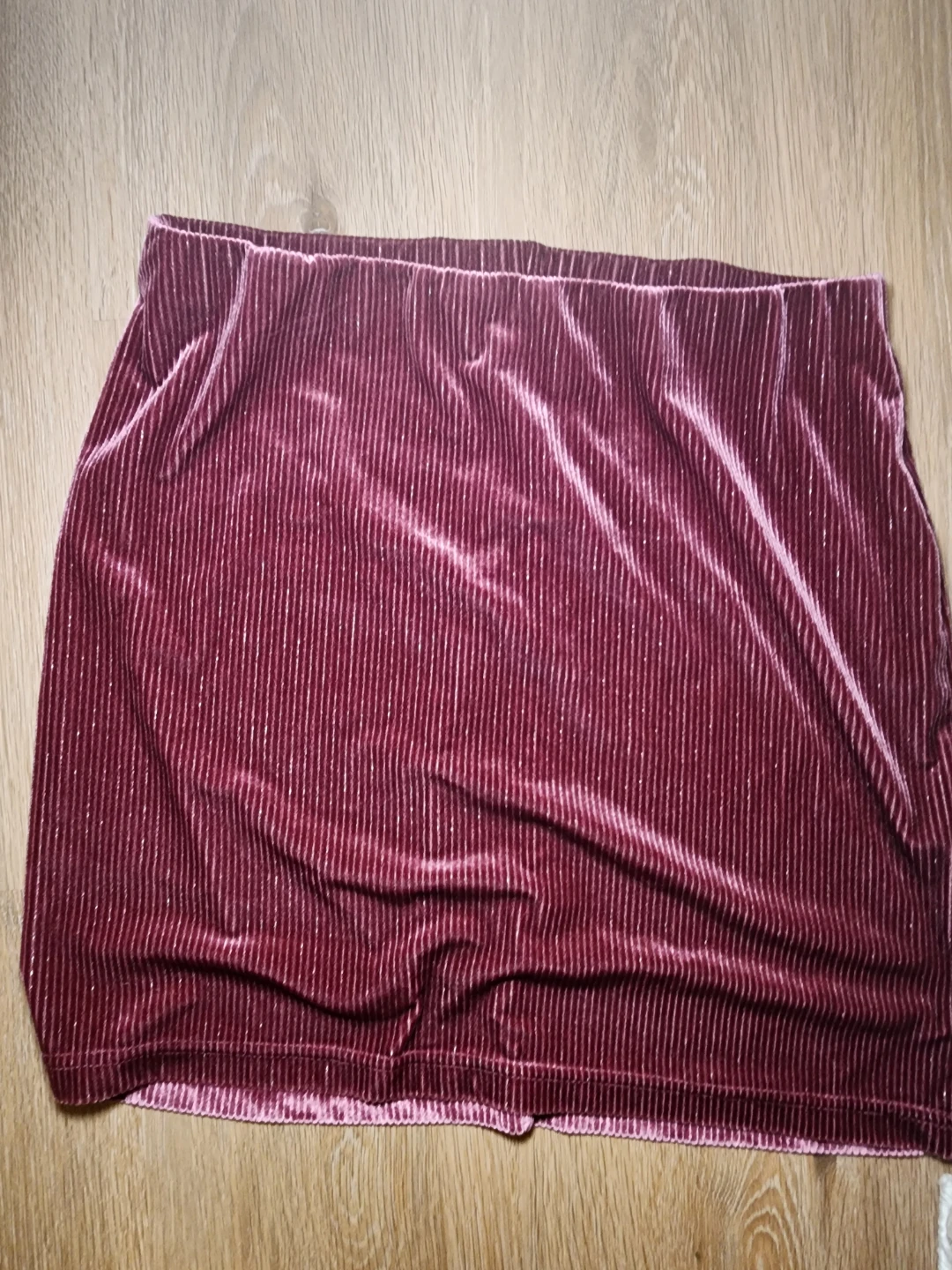 Forever 21 Velvet Skirt - Size M