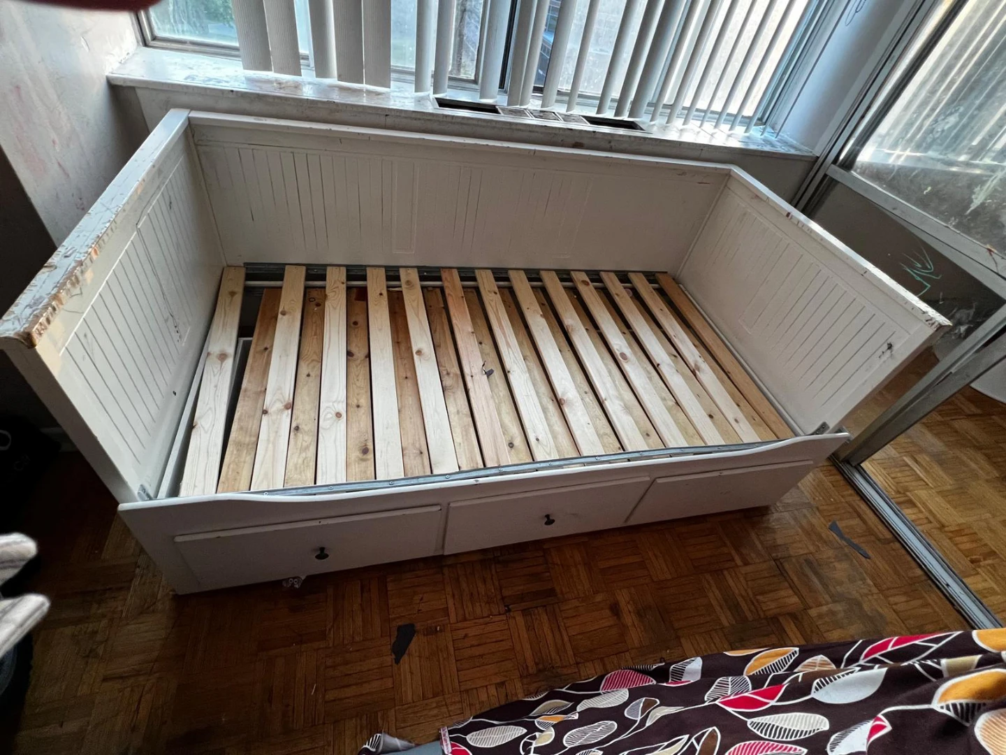 Moving sale