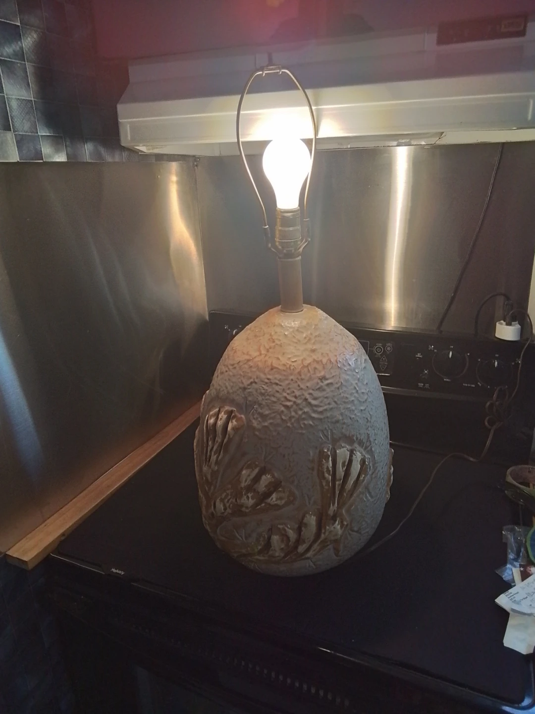 Alien Xenomorph Egg Lamp