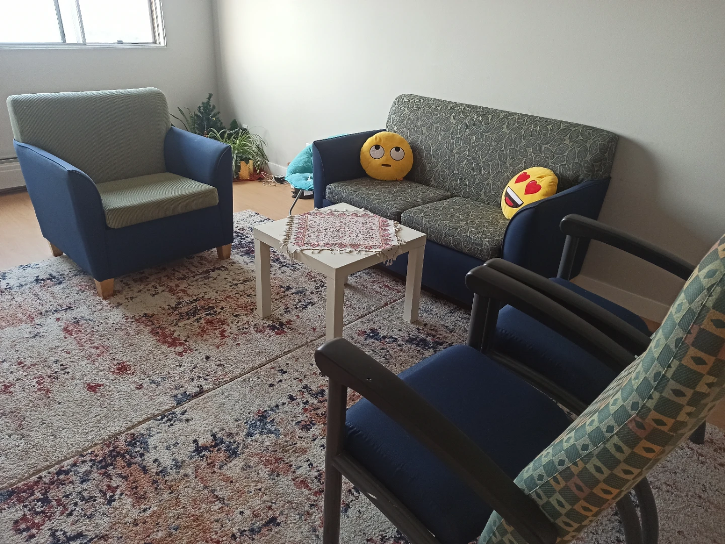 5-piece living room set - photo 4