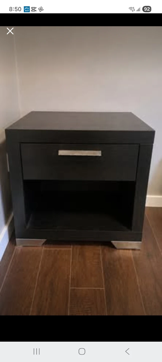 Bed side table