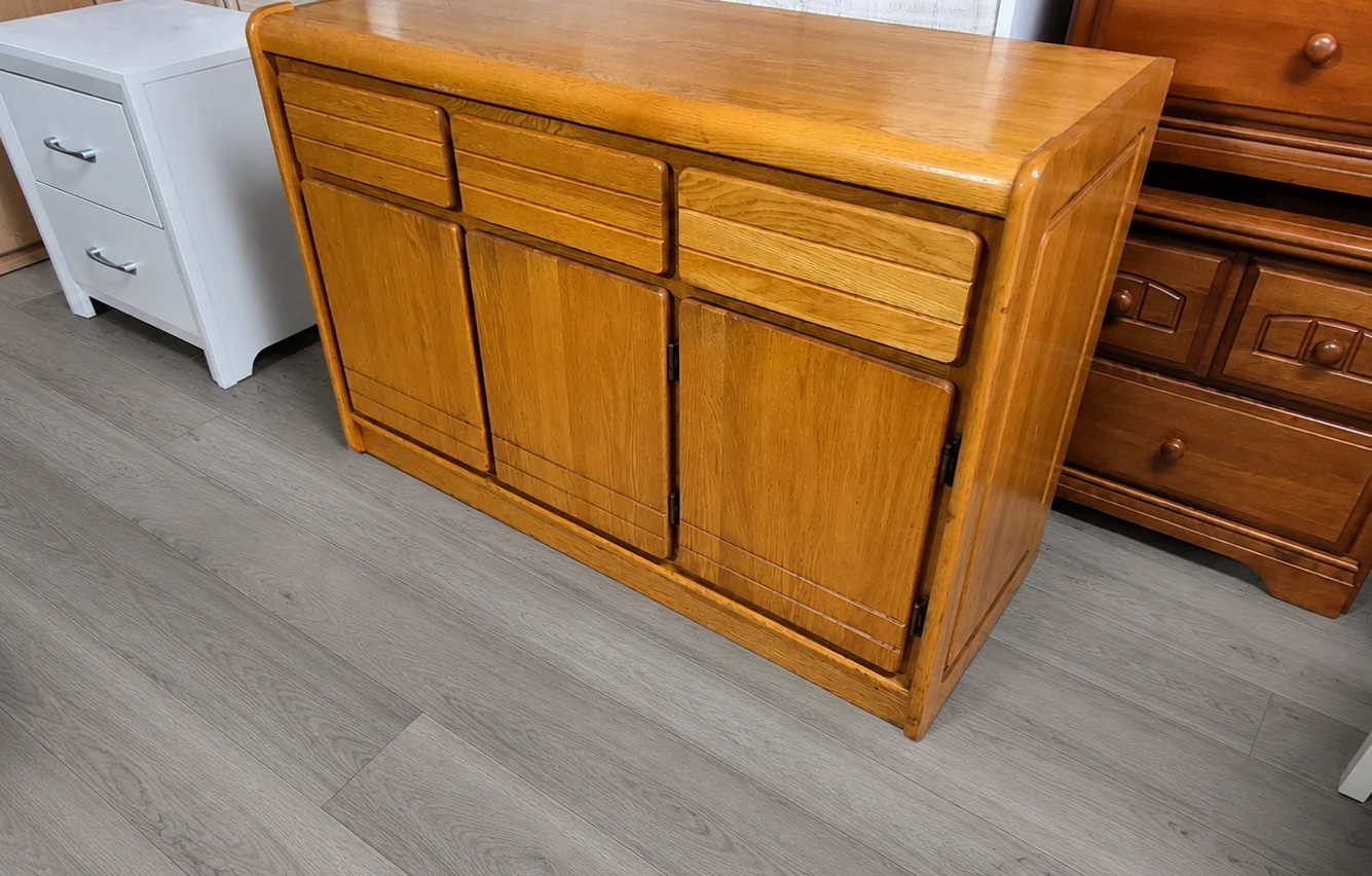 Solid Oak Sideboard / Dresser