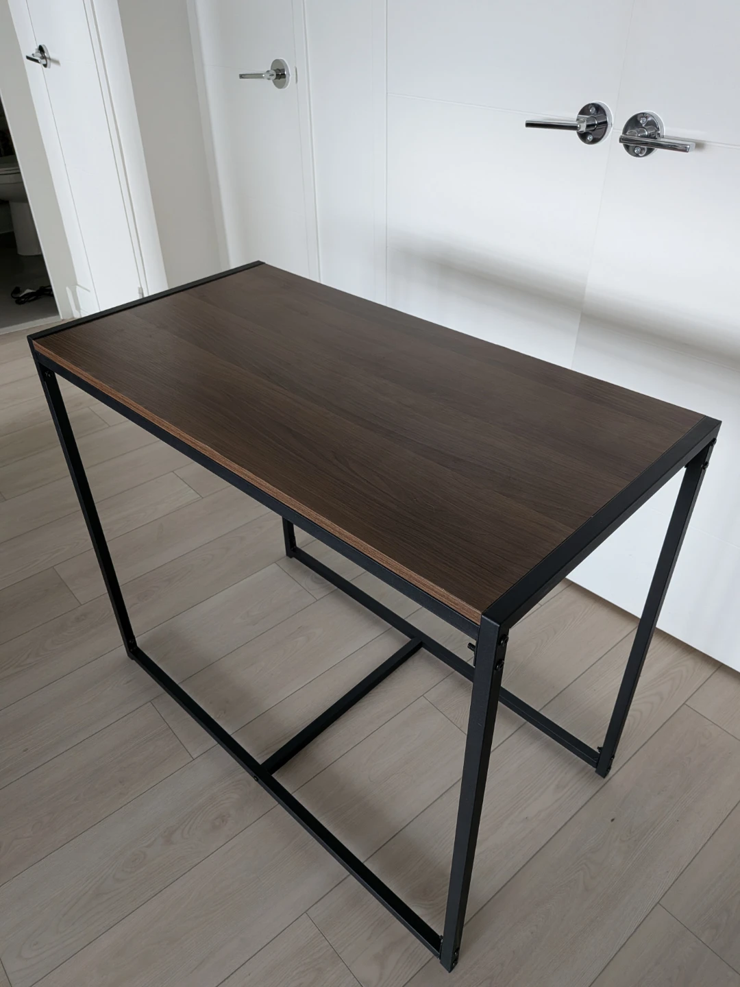 Wood top table with black metal frame - photo 2