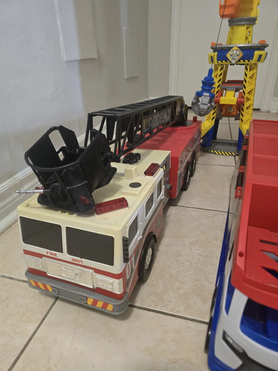 Toy Fire Truck and Rescue Tower Set - photo 2