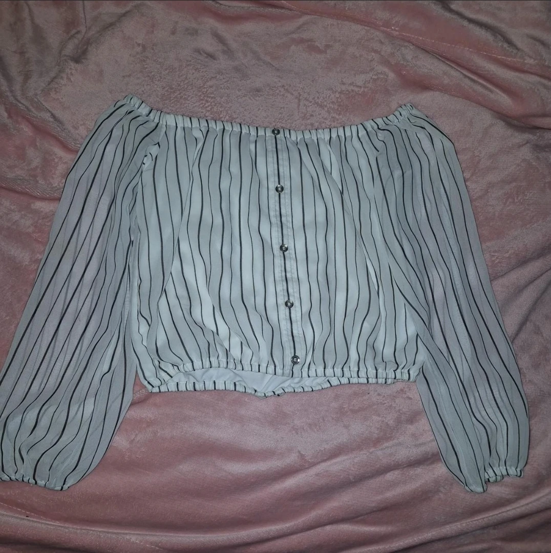 Guess Off-the-Shoulder Striped Blouse - Size S