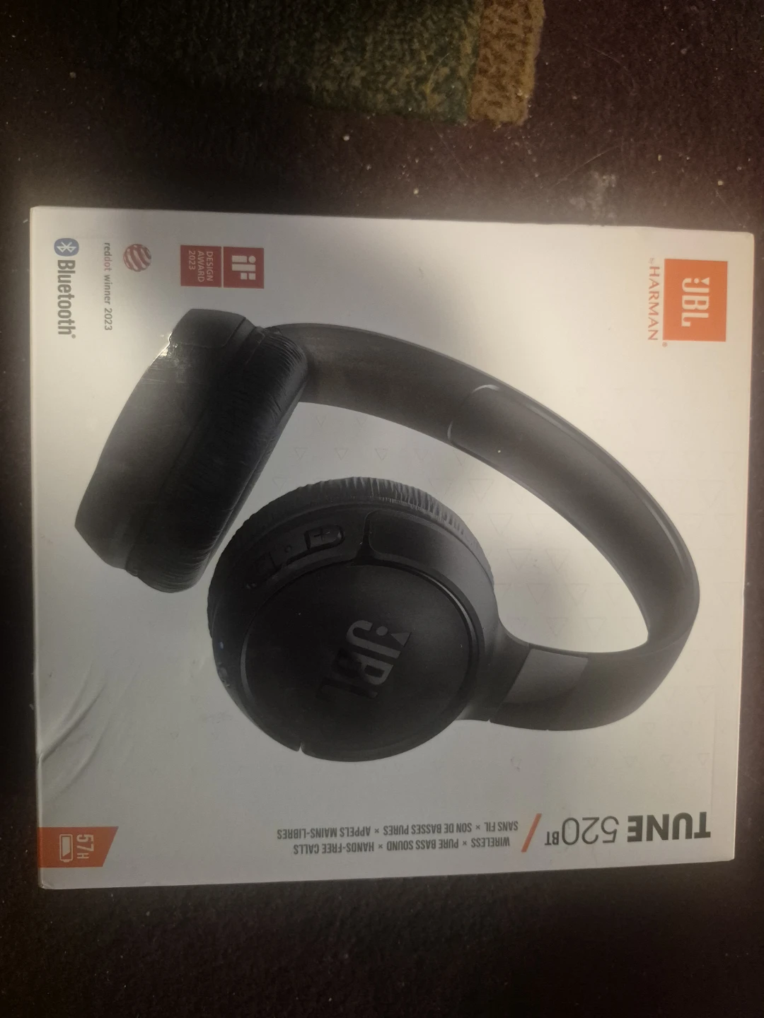 JBL TUNE 520BT Wireless Headphones