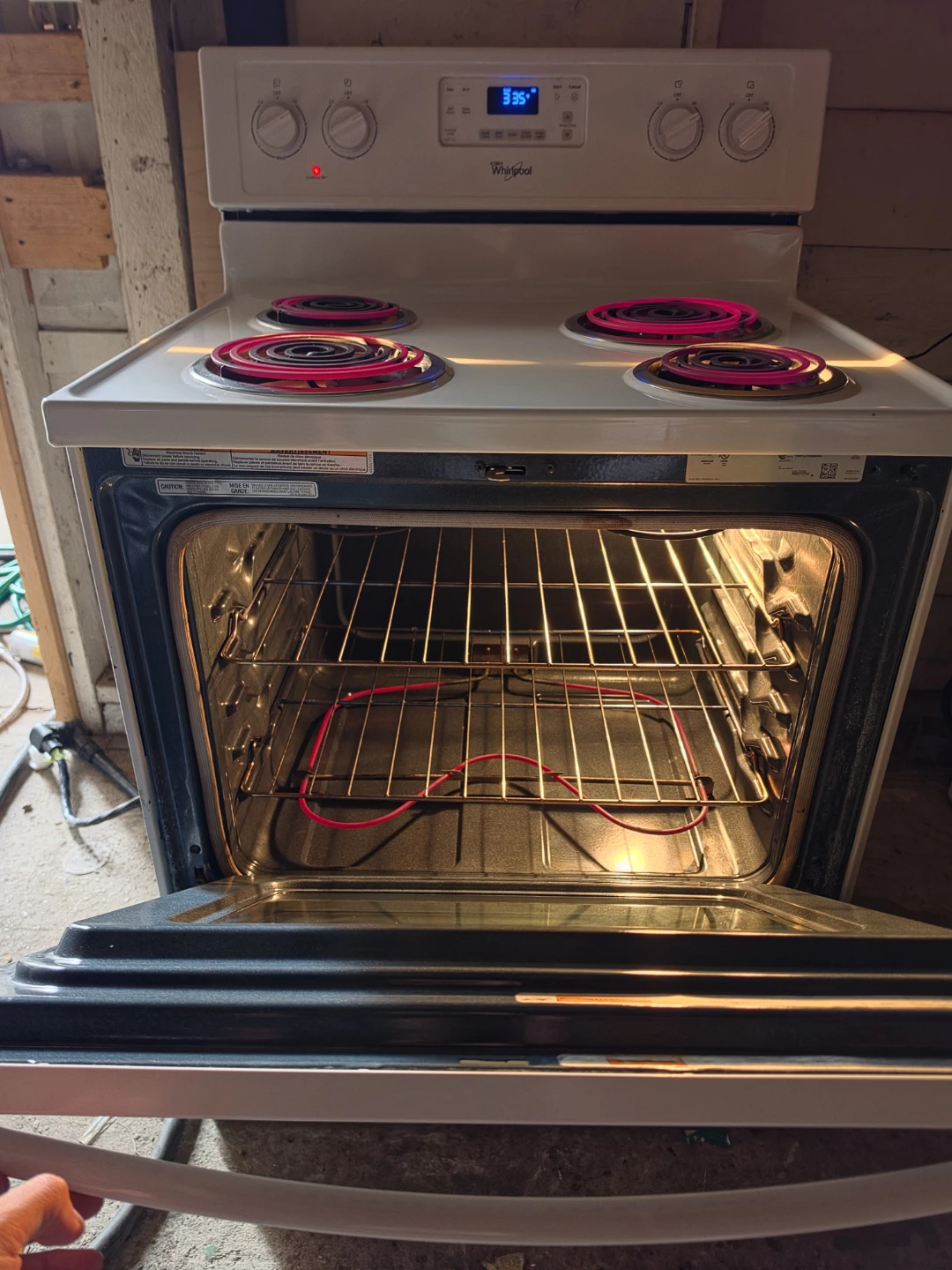 Delivery Available - Whirlpool 30" Electric Range (6 Years Old) - photo 4