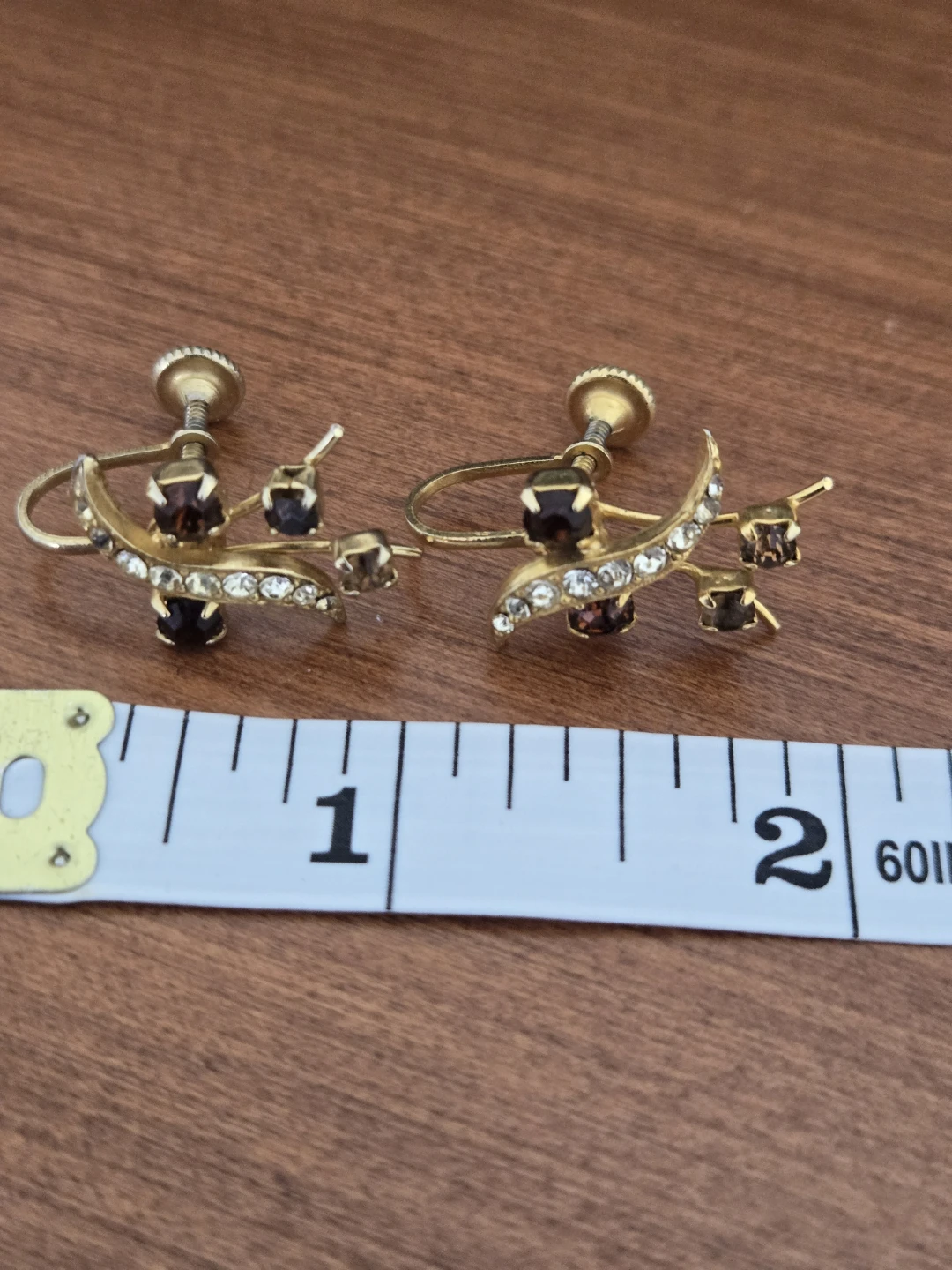 Vintage Gold Tone Flower and Swirl Screw-Back Earrings - photo 4