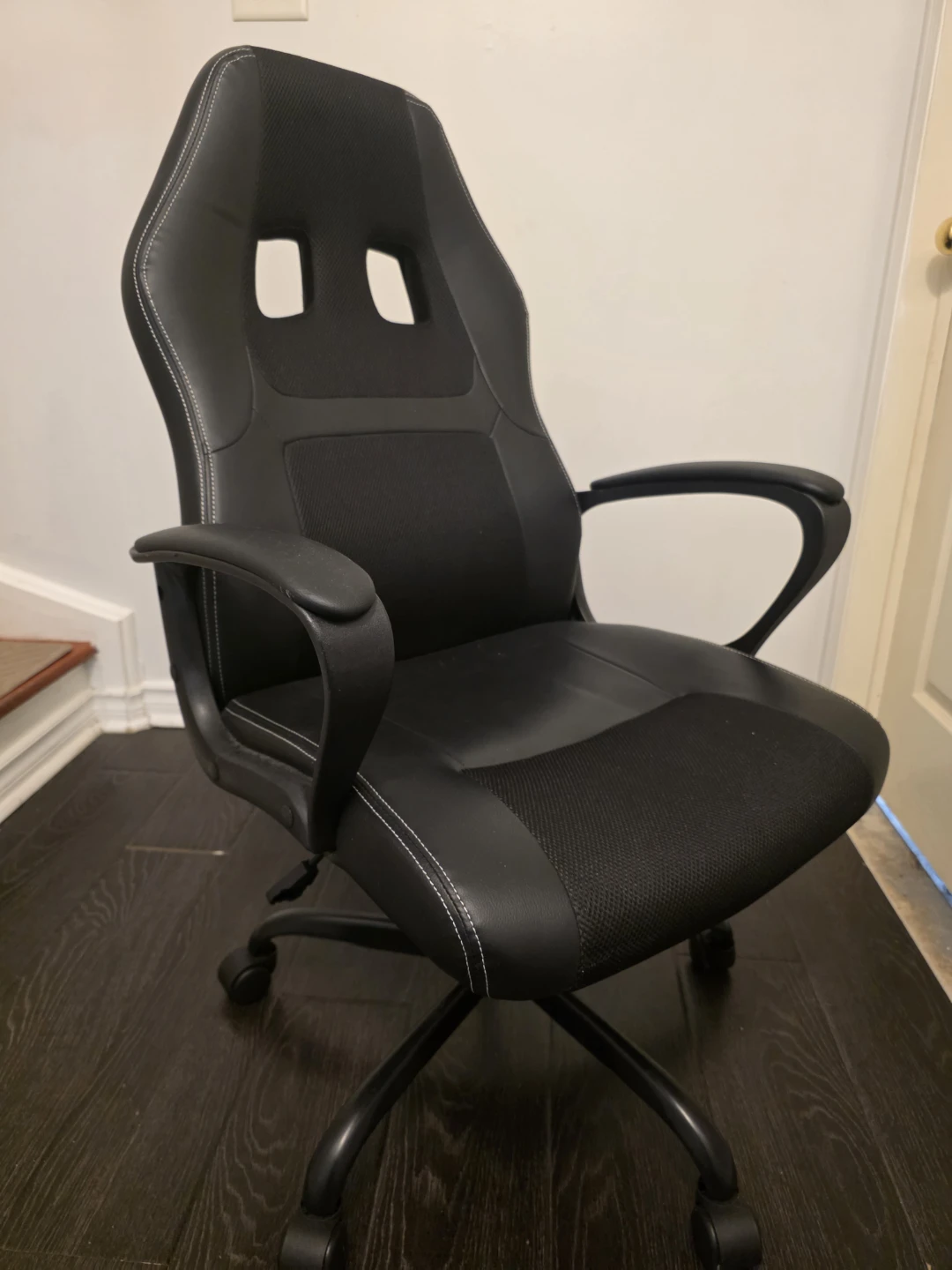 Black Gaming Chair with White Stitching