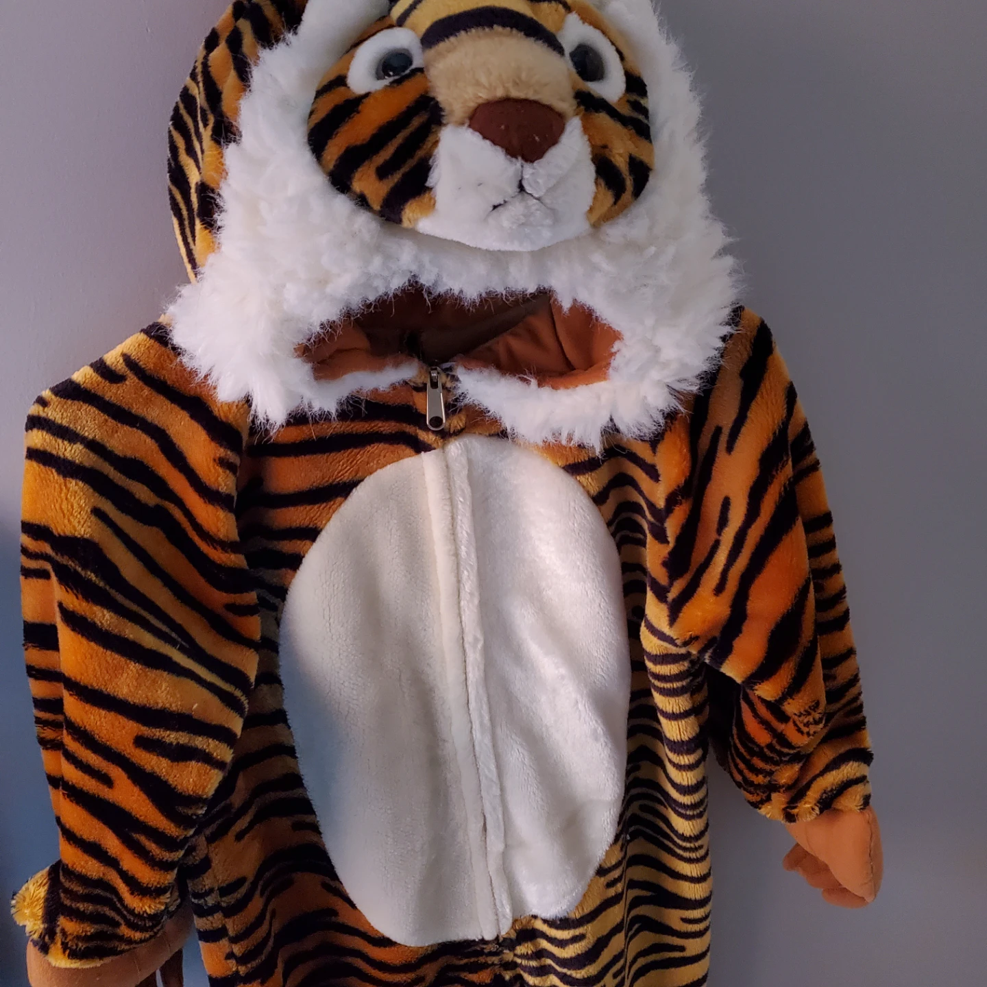 Dress-Up Tiger Costume for Kids, age 5-8 - photo 2