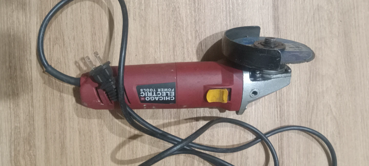 Chicago Electric Power Tools Angle Grinder - photo 2