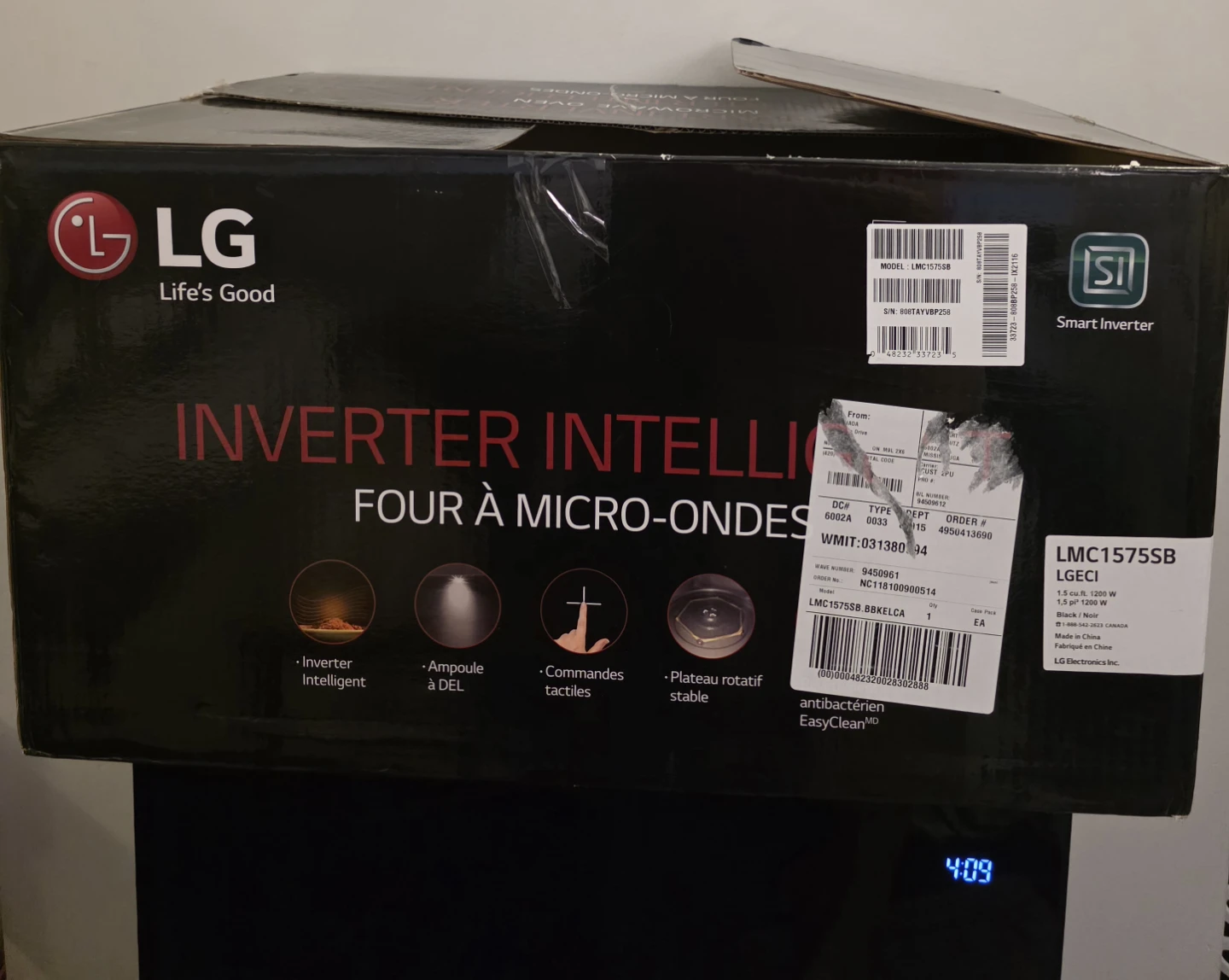LG NeoChef Microwave 1.5 cu ft - photo 2