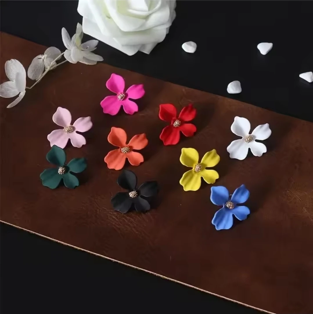 Yellow Flower Stud Earrings - photo 4