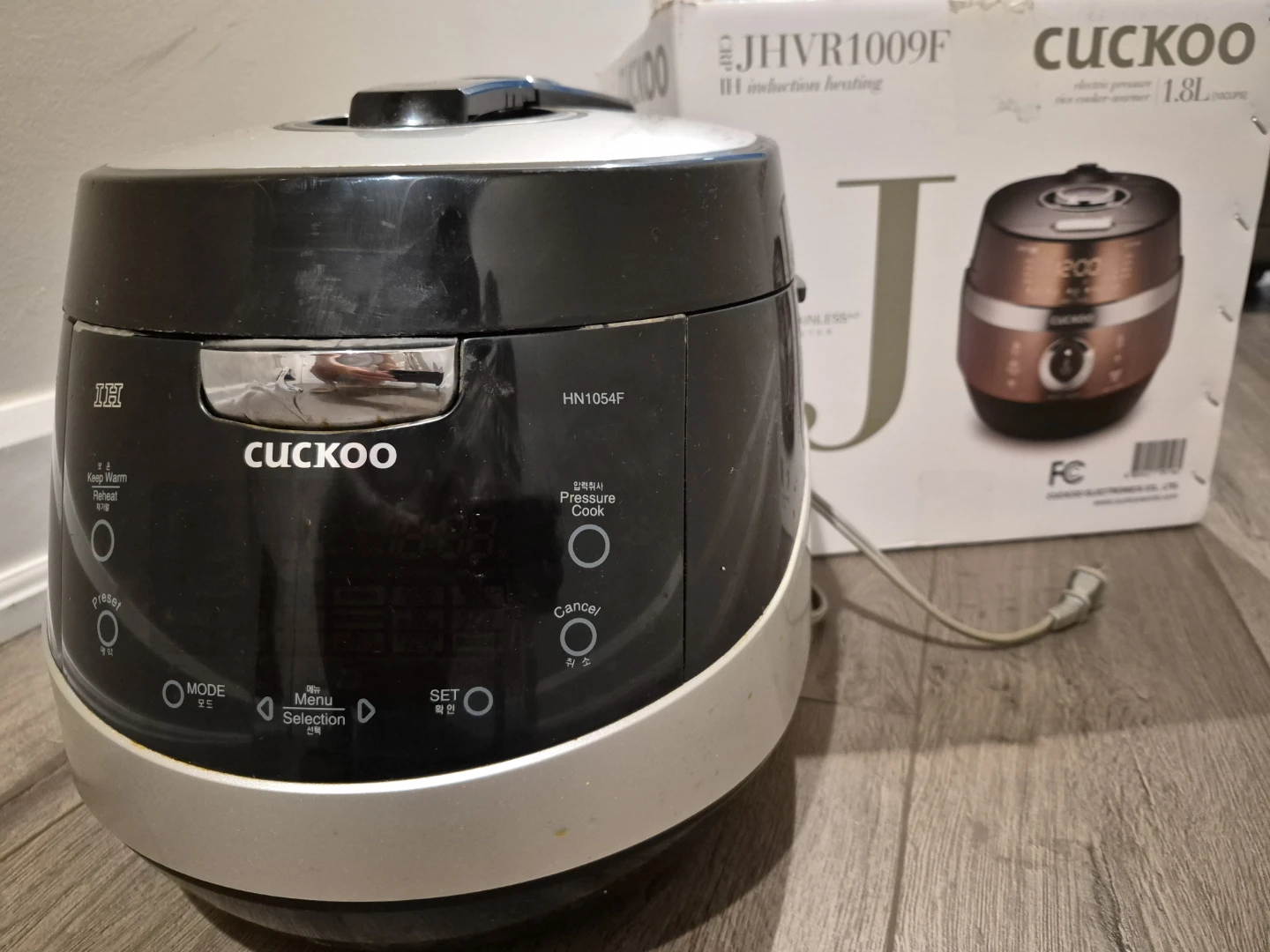 Cuckoo Rice Cooker J-HVR1009F 1.8L
