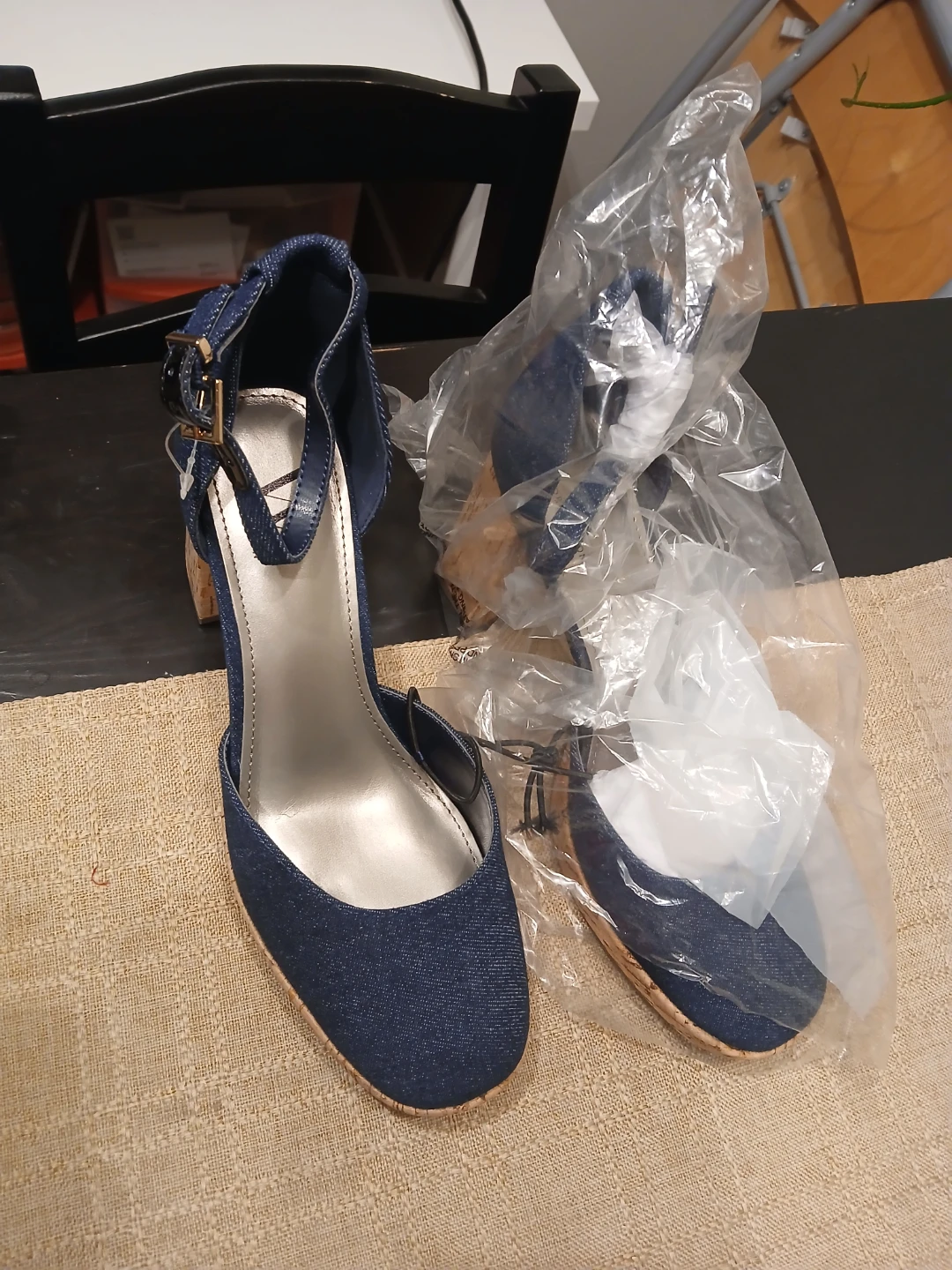 Brand new Worthington denim cork block heels size 7.5 - photo 3