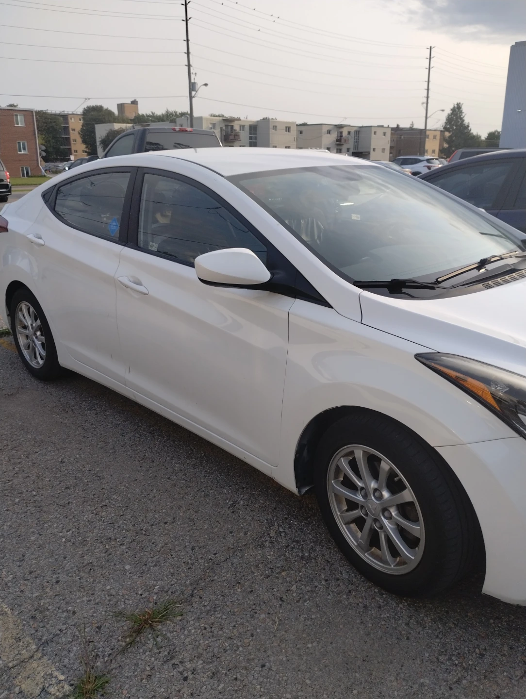 2016  Hyundai Elantra Sedan - photo 2