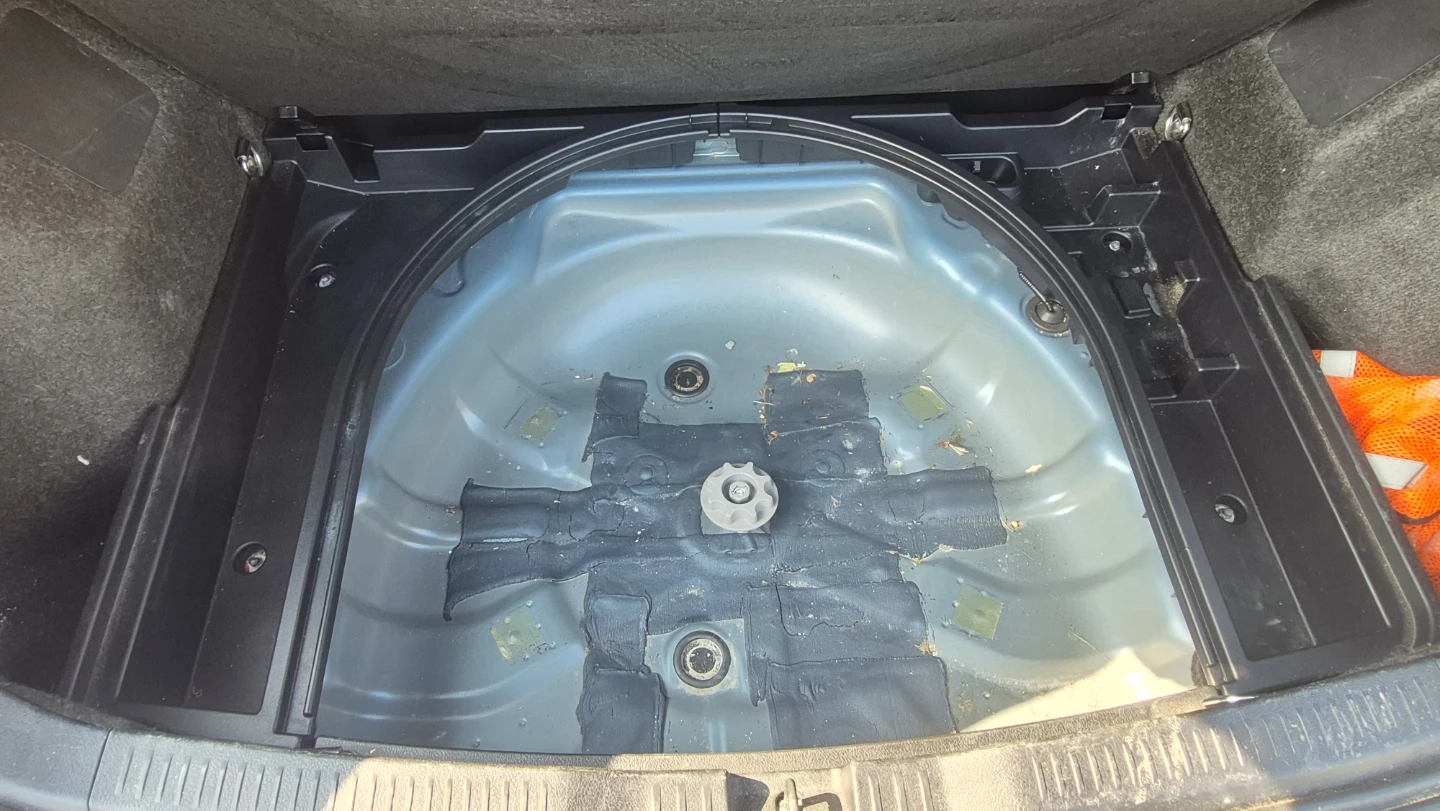Floor Storage Compartment - Toyota Corolla IM 2017