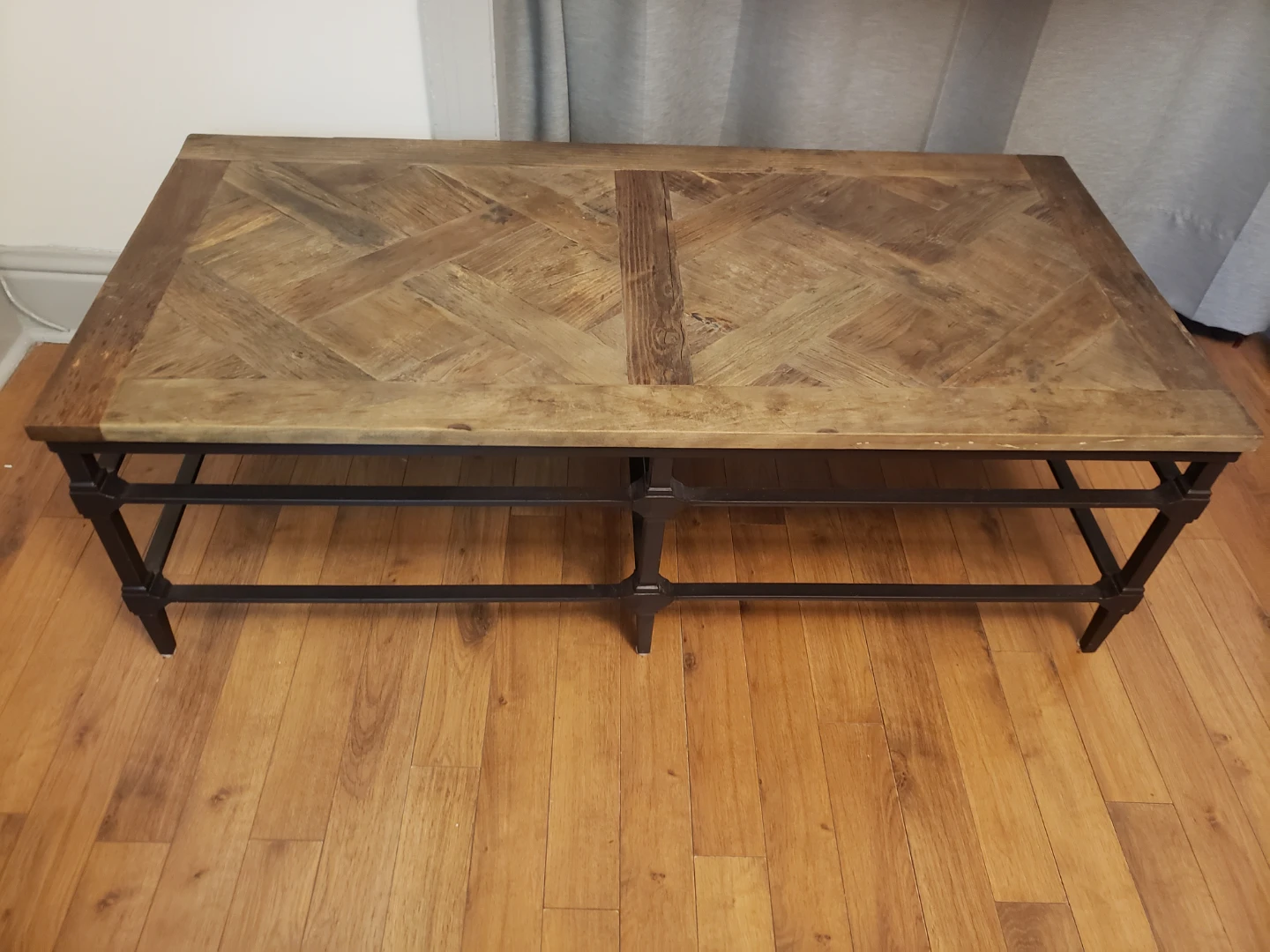 Pottery Barn Parquet Rectangular Reclaimed Wood Coffee table - photo 2
