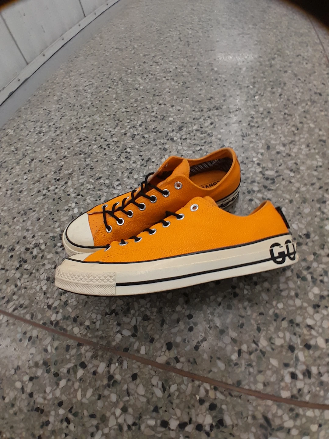 Converse Chuck Taylor  Men's Size 10