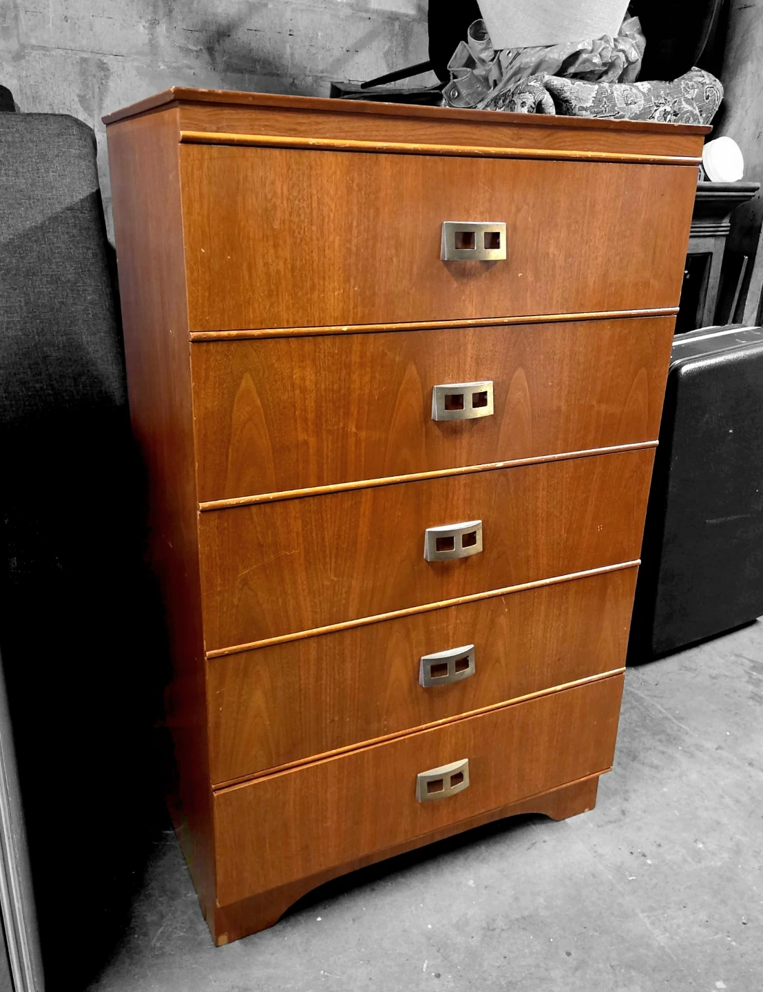 Mid Century Five Drawer Tallboy Dresser - photo 3