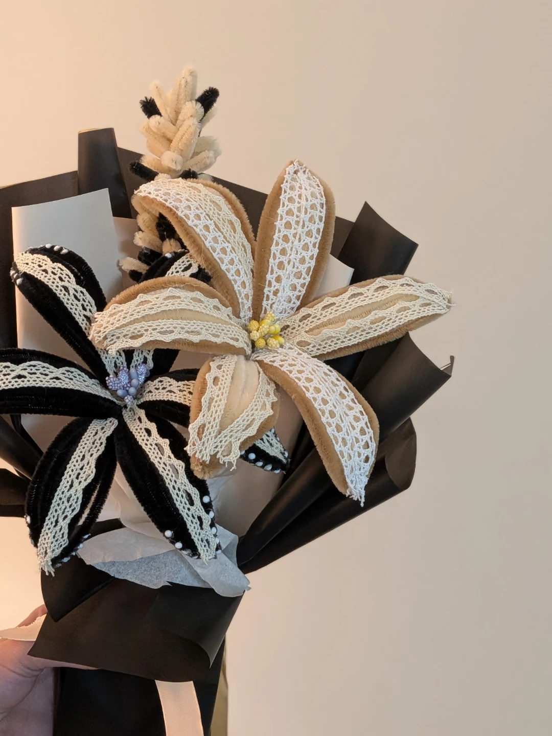 Nush Black and Tan handmade embroidery pipe cleaner bouquet - photo 5
