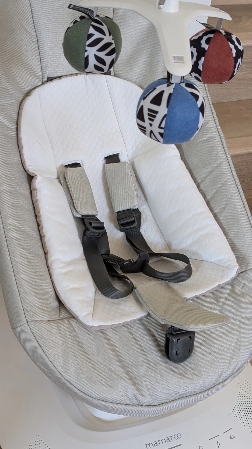 4moms mamaRoo Baby Swing – Like New – Wi-Fi & Bluetooth - photo 3