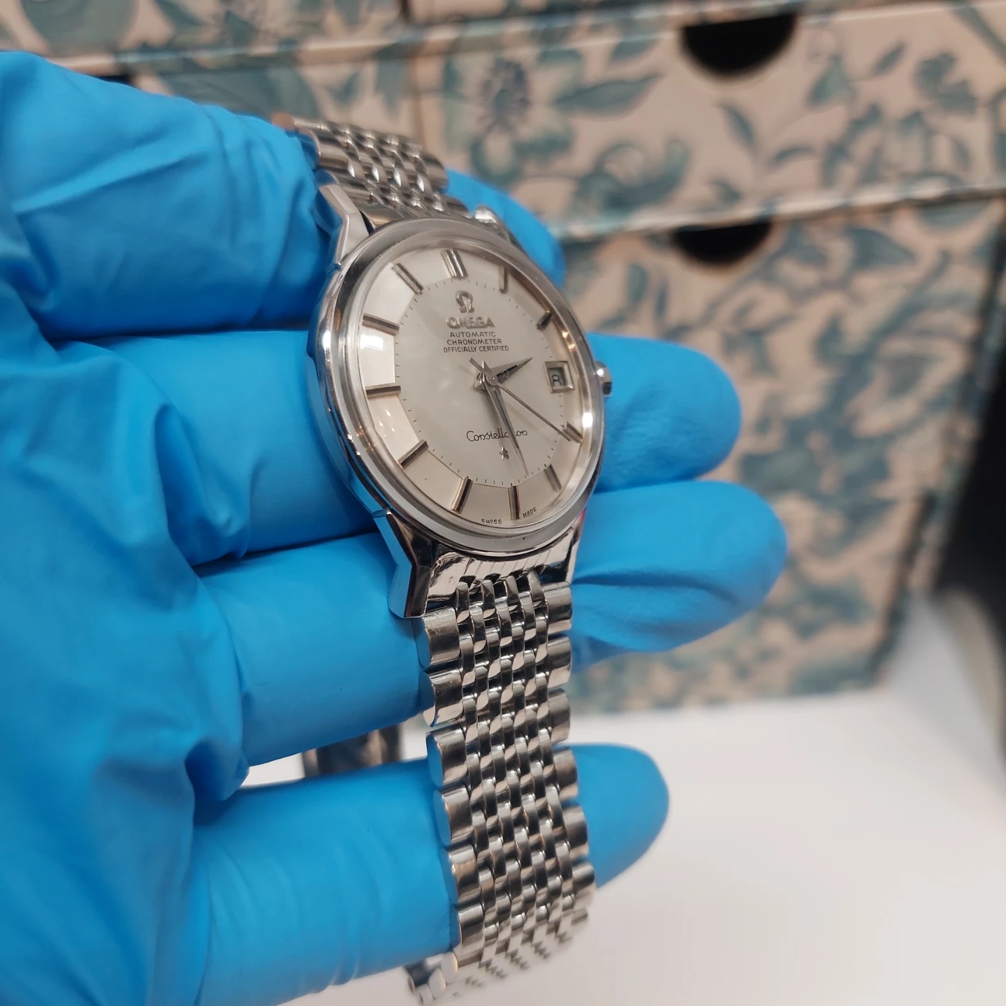Vintage 1960s Omega Constellation watch - photo 2