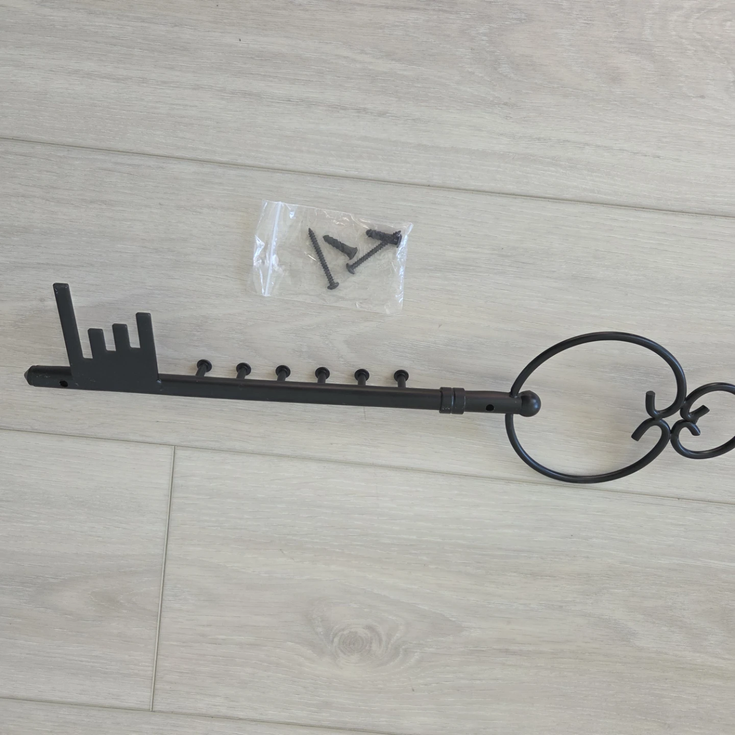 Black Key Shaped Wall Hook Rack - photo 4