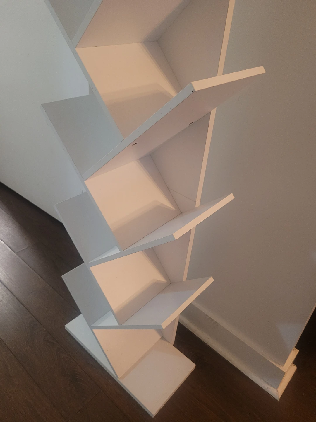 White Modern Bookshelf
