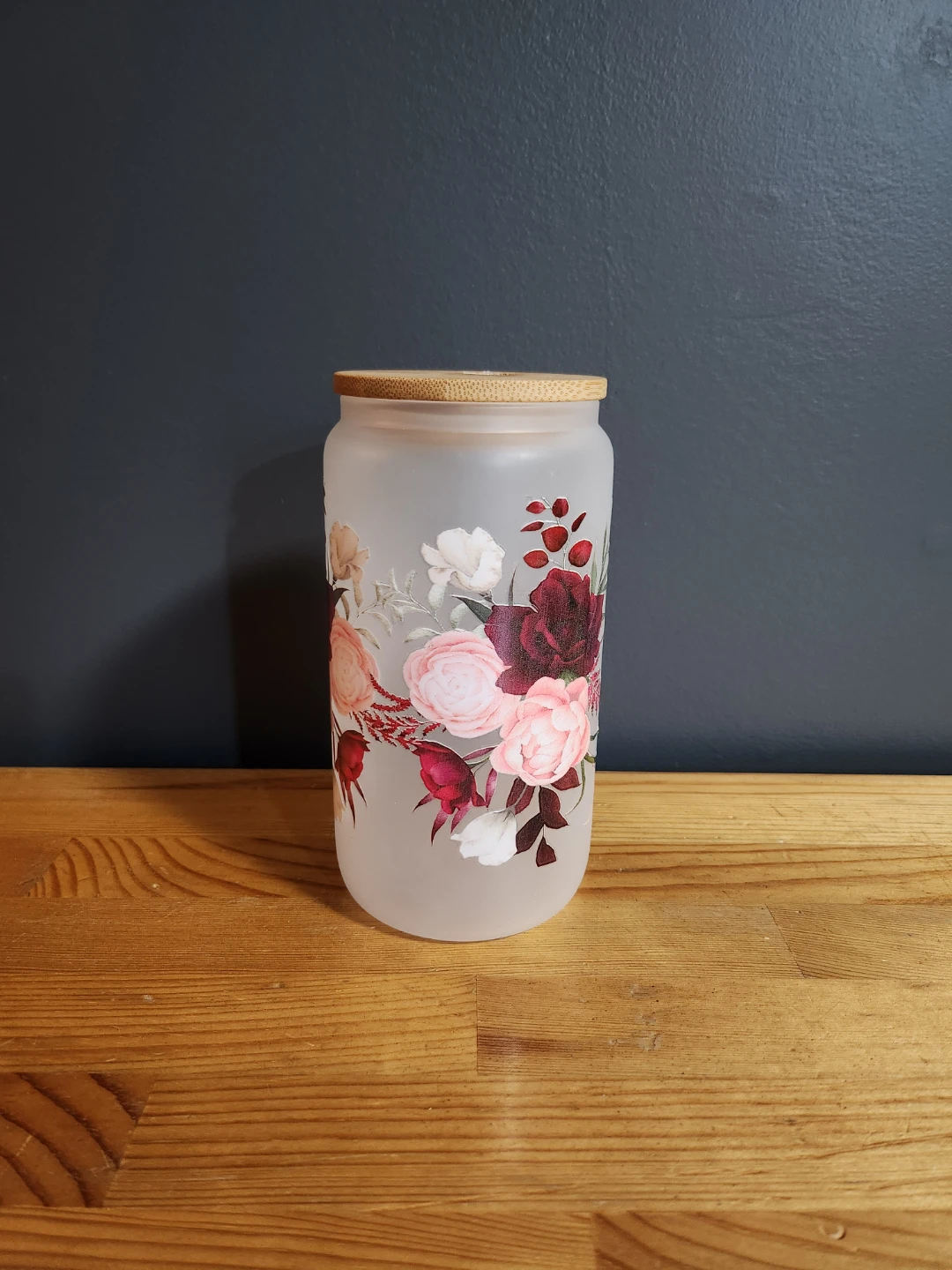 Frosted Glass Mom Life Floral Tumbler with Bamboo Lid 520ml - photo 2