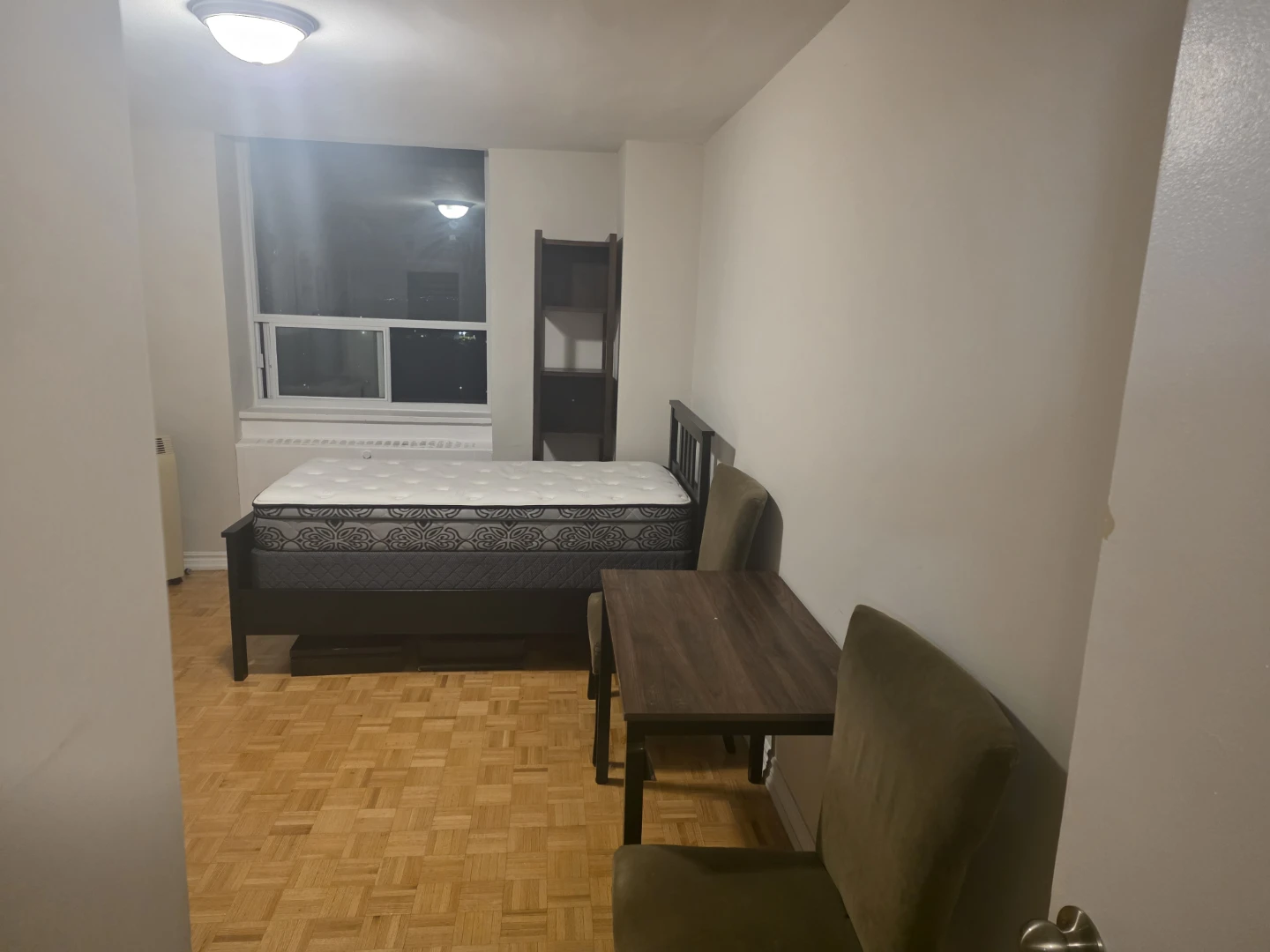Renting a room in an apartment - photo 3