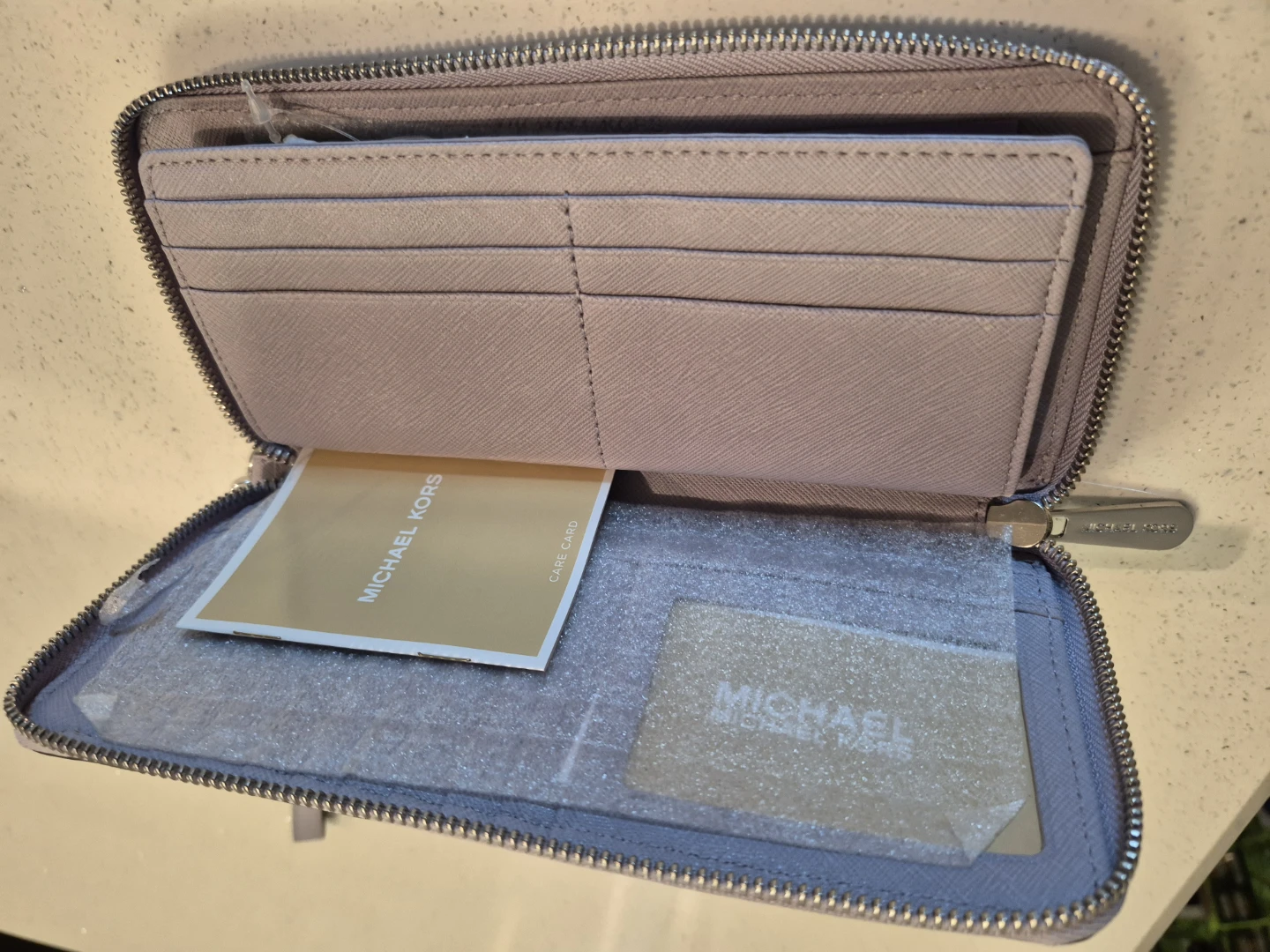 Michael Kors Wristlet Wallet - photo 2