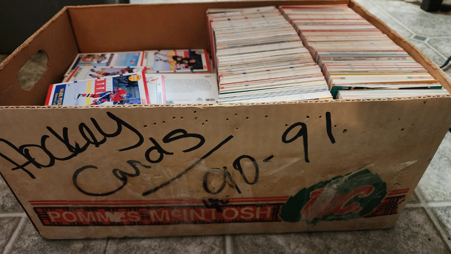 Collection of Hockey Cards