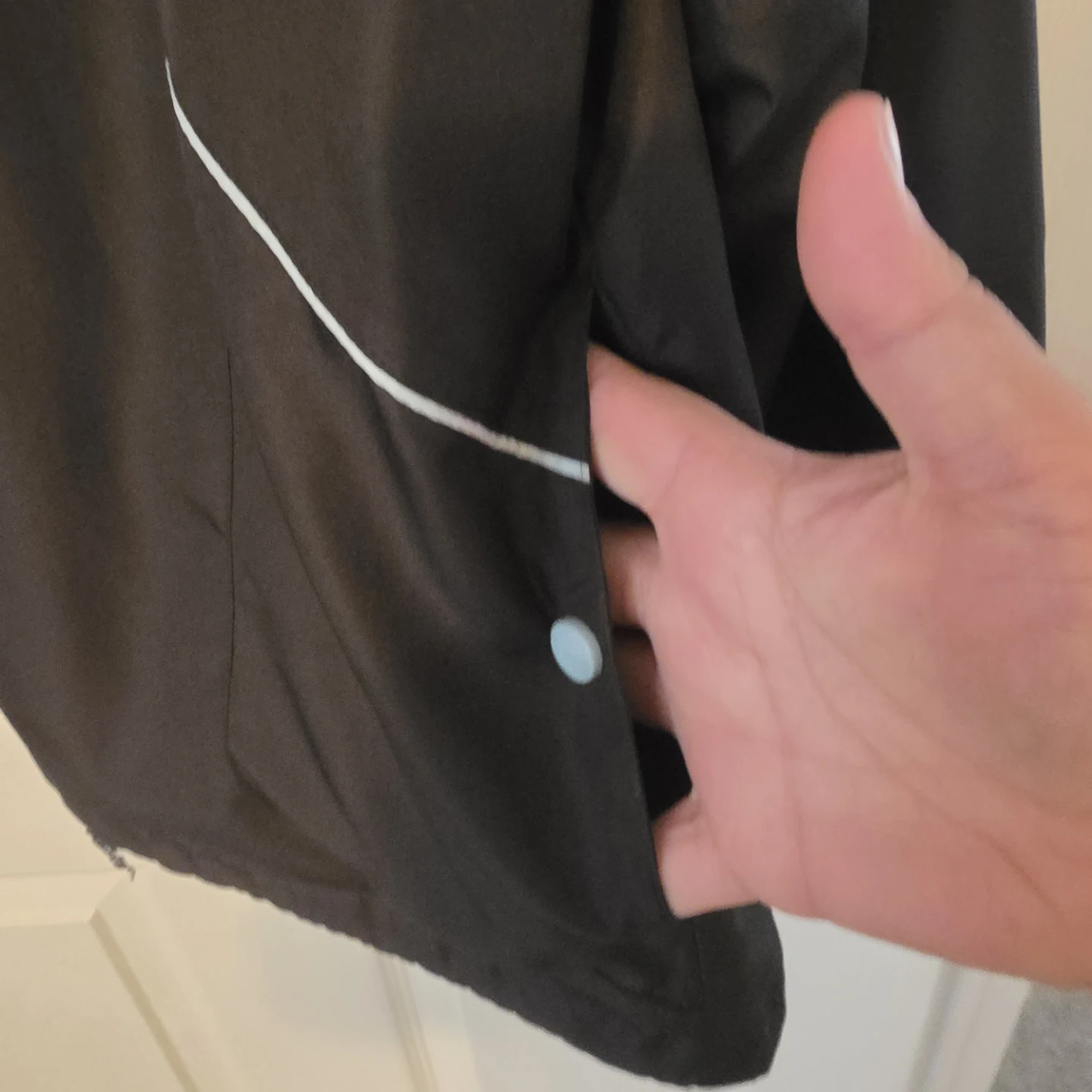 Sportek Black Hooded Windbreaker Jacket L/G - photo 3