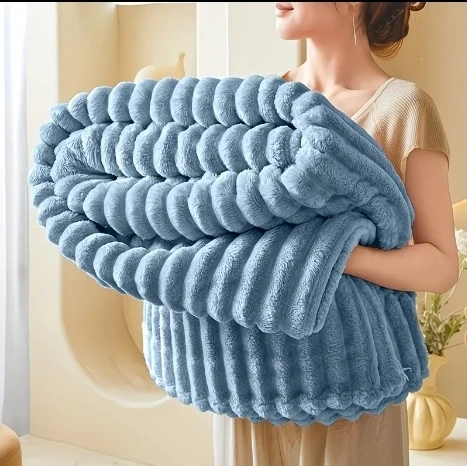 Blue Plush Ribbed Blanket