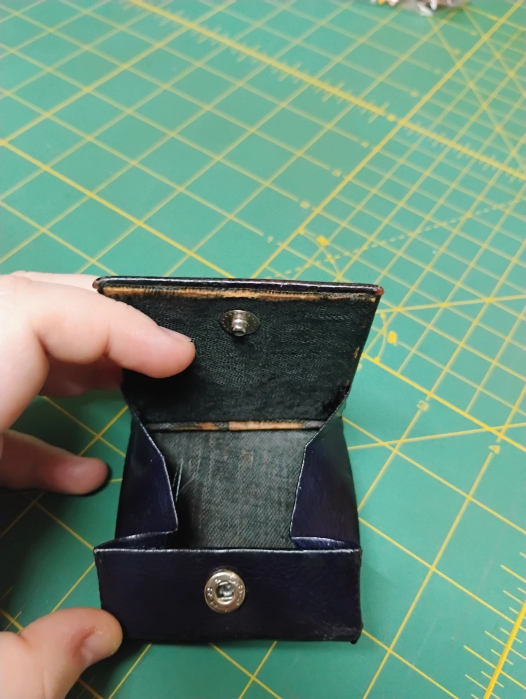 Vintage Mini Coin Carrier - 50 cents!. - photo 3
