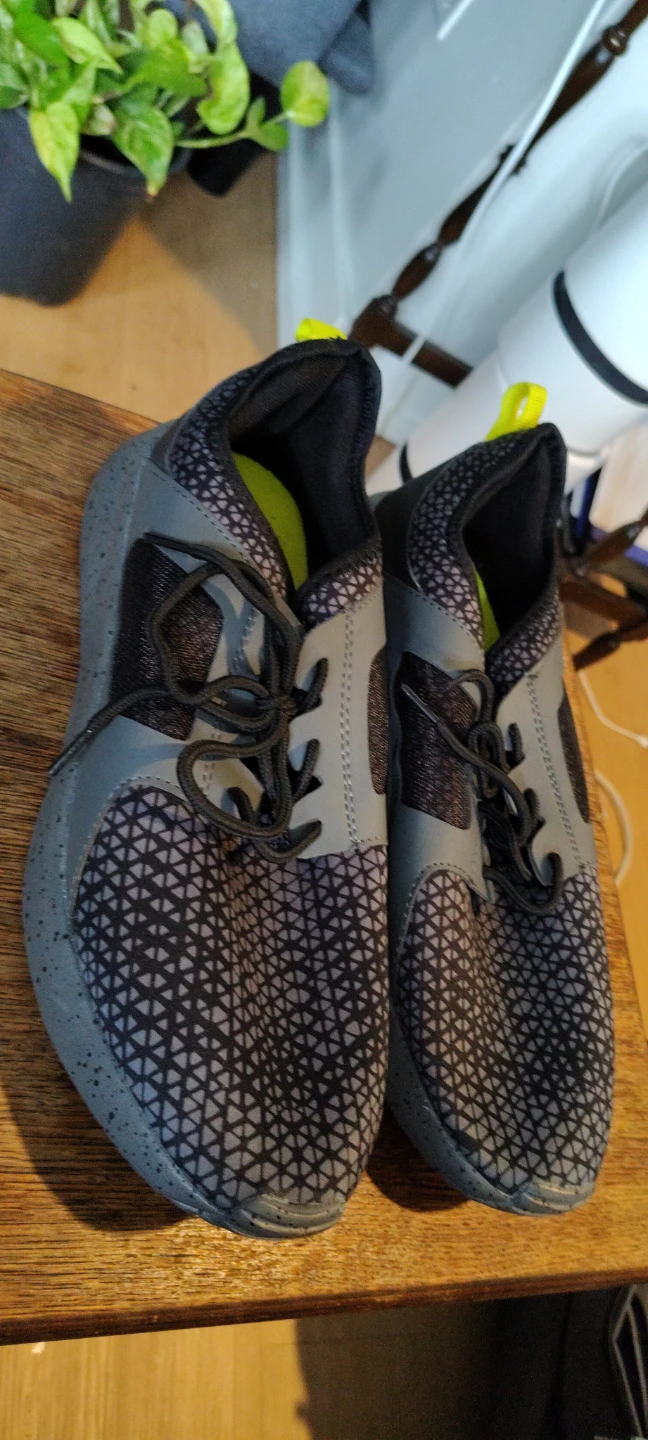 Men's Athletic Shoes - photo 2