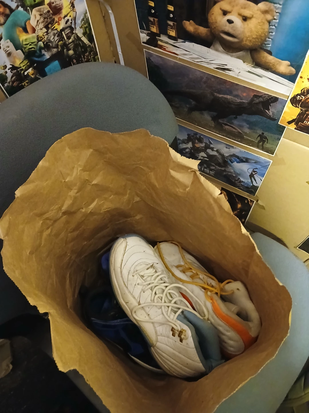 Mystery shoe bag