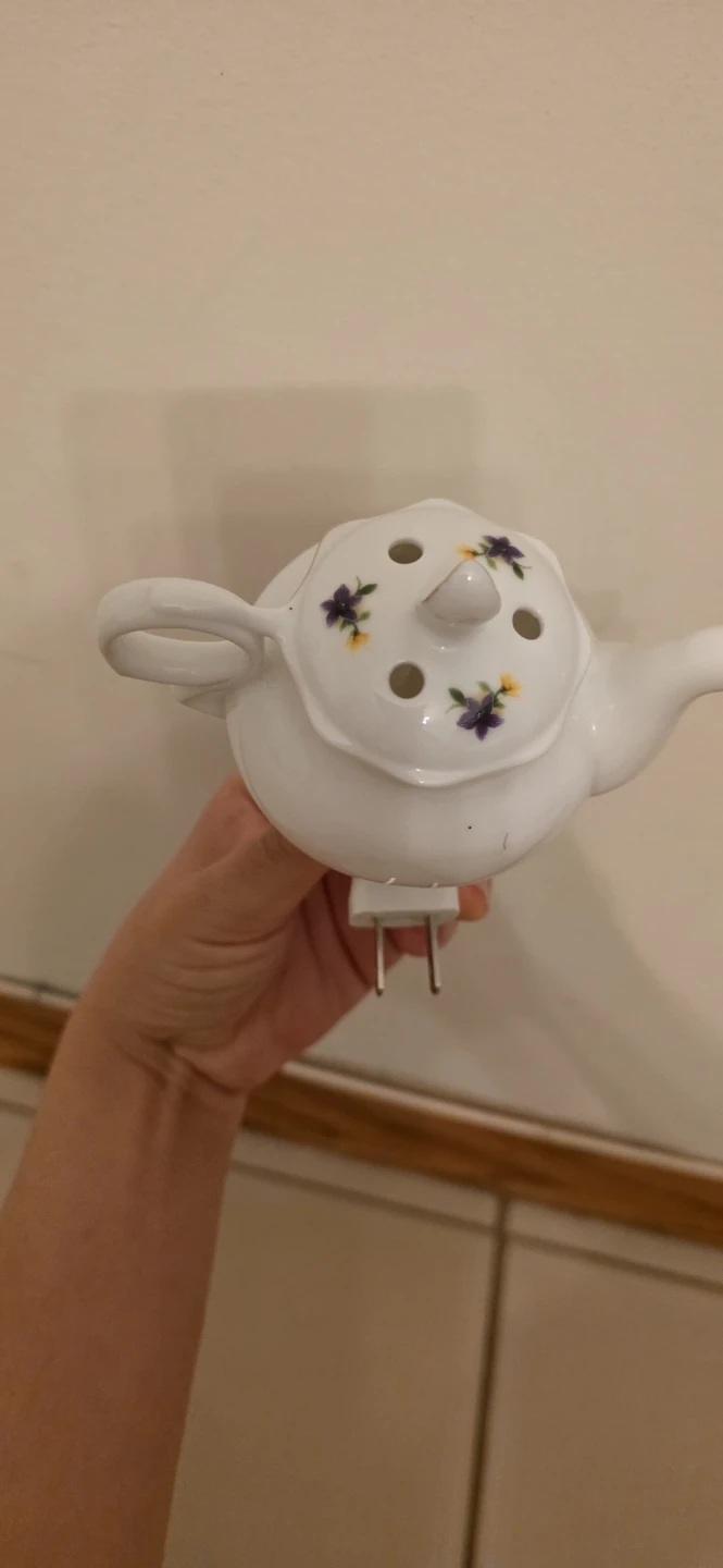 Teapot Shaped Night Light - photo 3
