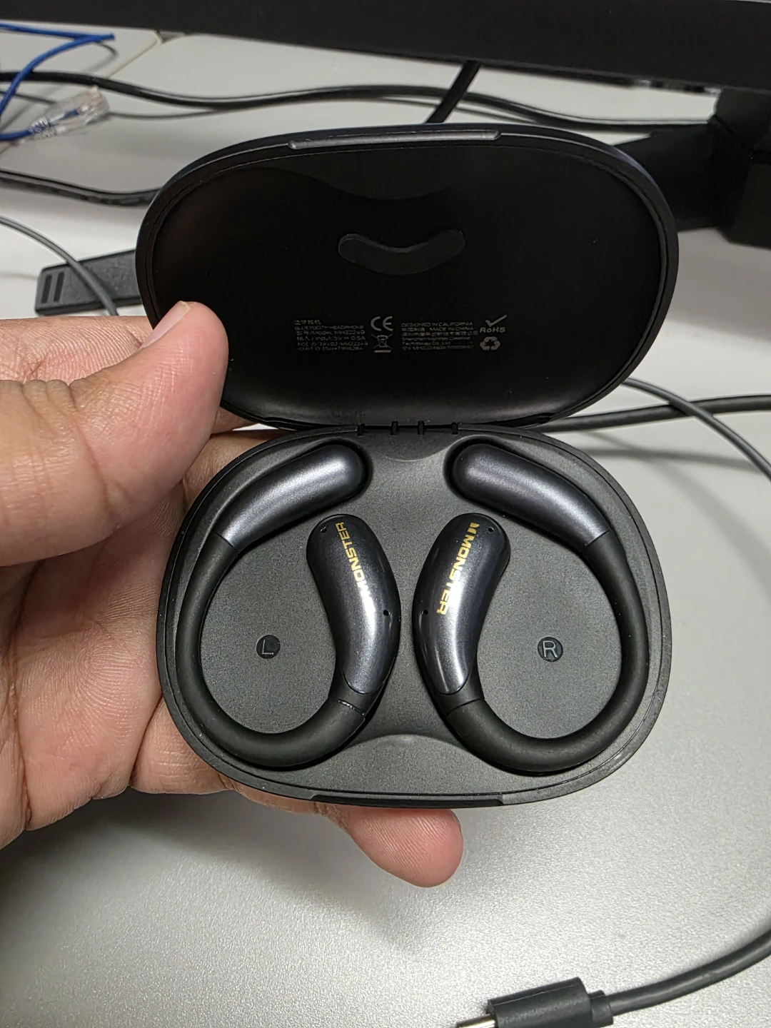 Monster  Bluetooth Headphones