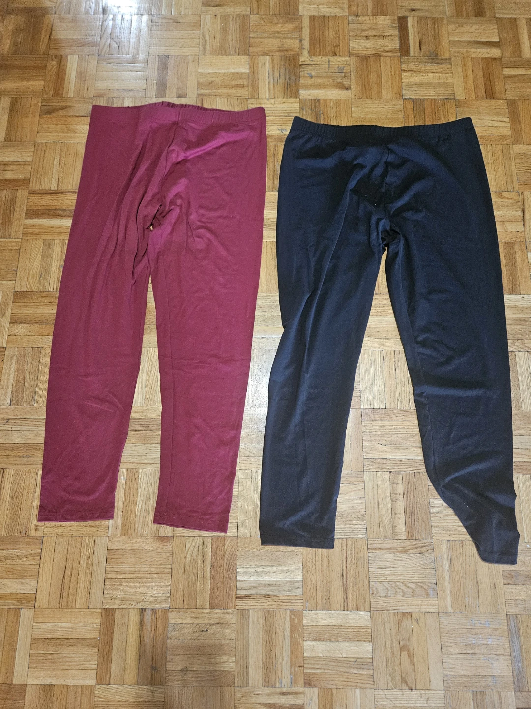 Two pairs of leggings XXL