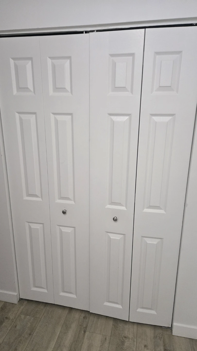 2-Bedroom Apartment for Rent in Burquitlam - photo 4