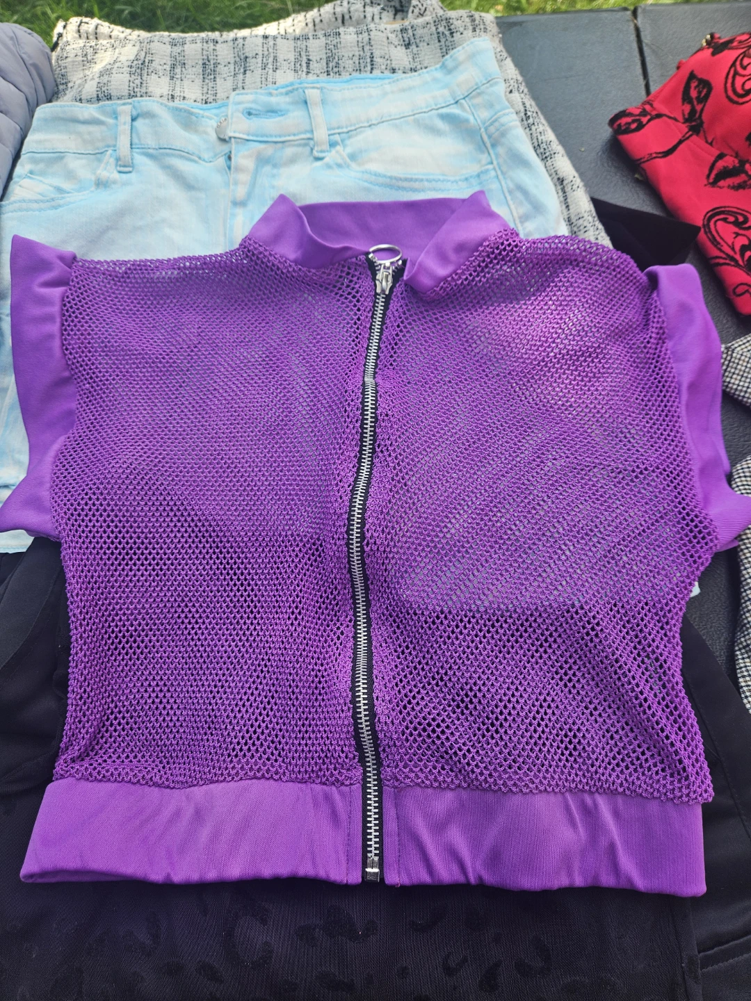 Love Purple Mesh Zip-up Vest Size M