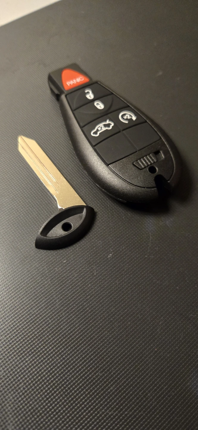 2008 - 2019 Dodge / Ram /Chrysler Key Fob brand new - photo 4