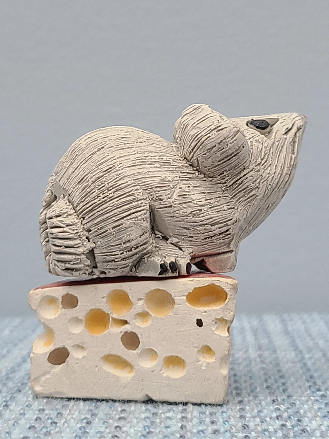 Hand Made Uruguayan Mouse Figurine - photo 4