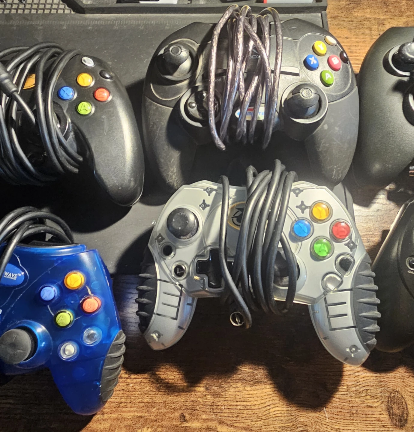 Xbox Original Controller Collection - photo 3