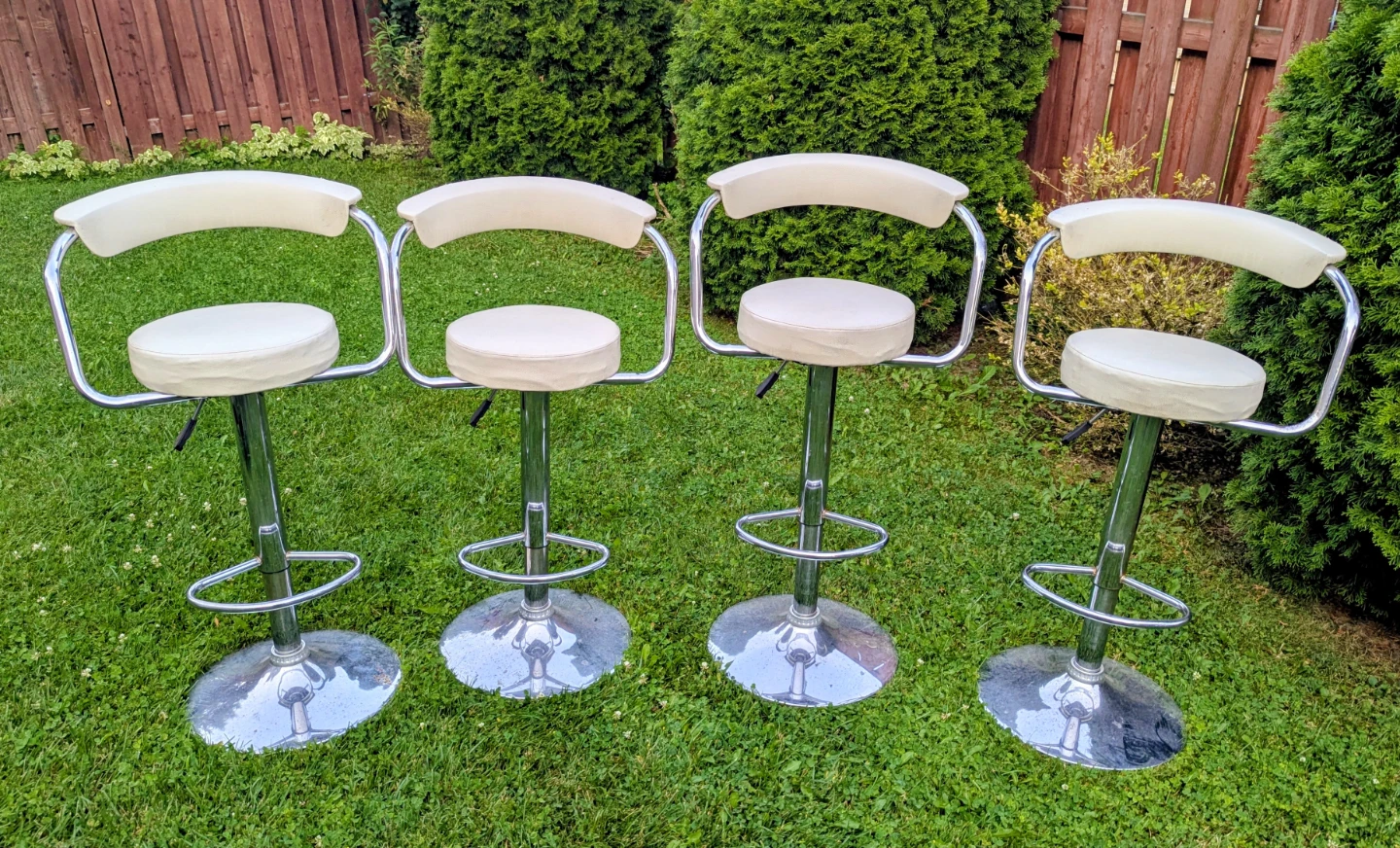 Cream Bar Stools with Chrome Base (Set of 4) - photo 4