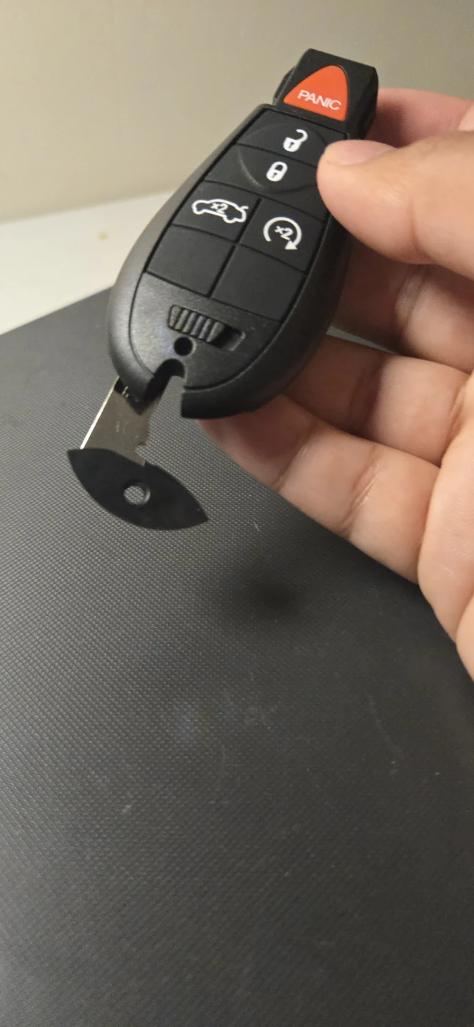 2008 - 2019 Dodge / Ram /Chrysler Key Fob brand new - photo 5