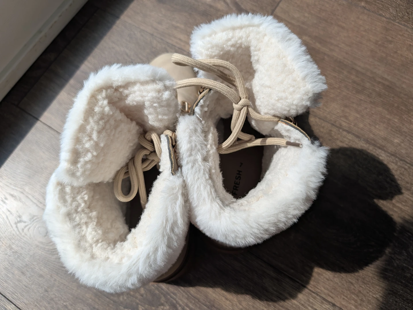 Joe Fresh Women’s Faux Fur Winter Boots - Tan (Size 7) - photo 5