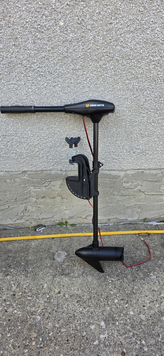 Minn Kota Endura 30 lbs Thrust Trolling Motor - photo 2